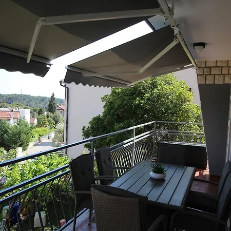 Molo View * רוביני