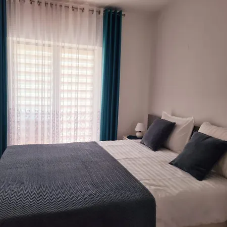 Molo View * רוביני