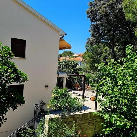 Molo View דירה רוביני